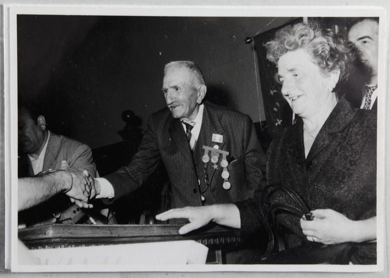 Poggibonsi, 18-19 luglio 1964, XX° anniversario della liberazione e conferimento ad Alcide Cervi della cittadinanza onoraria. Saluti ad Alcide Cervi